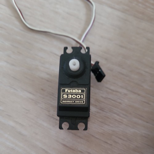 Futaba s3001 servo kyosho - ,